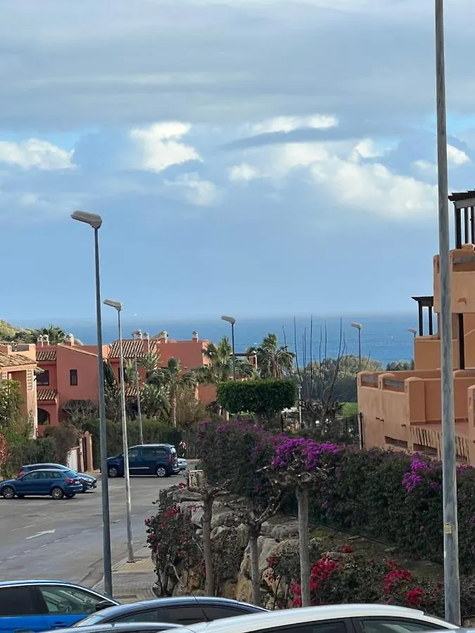 Casares Del Sol Apartment